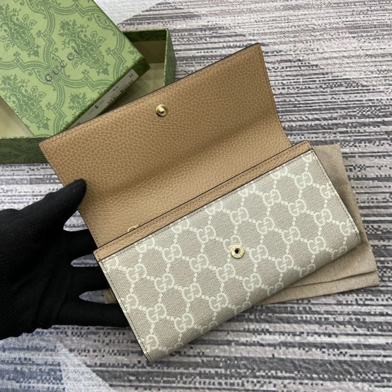 Trendsetting Gxccx Wallets & Purse 33255