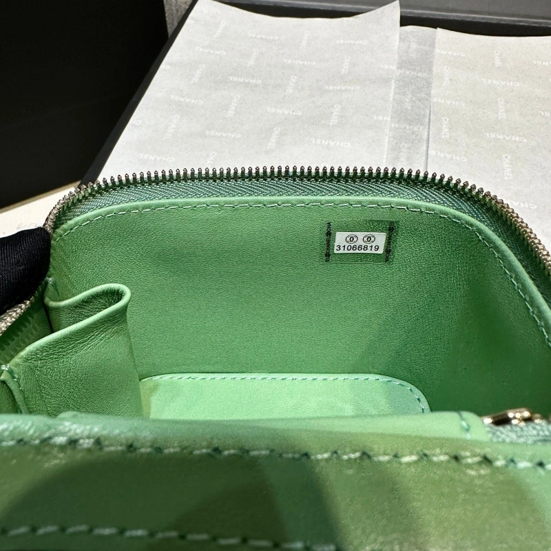 Efficient Chxnxl Cosmetic Bags 27018