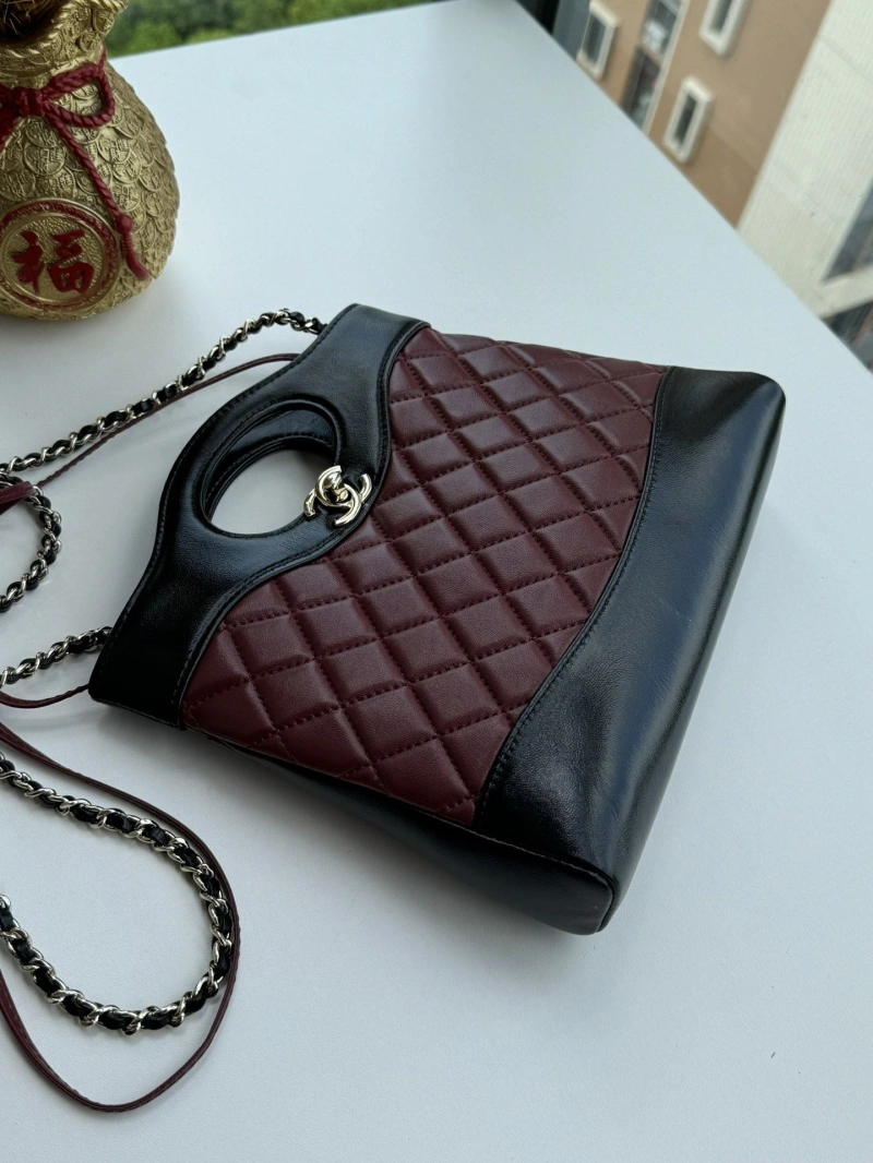 SportInspired Chxnxl Top Handle Bags 26062