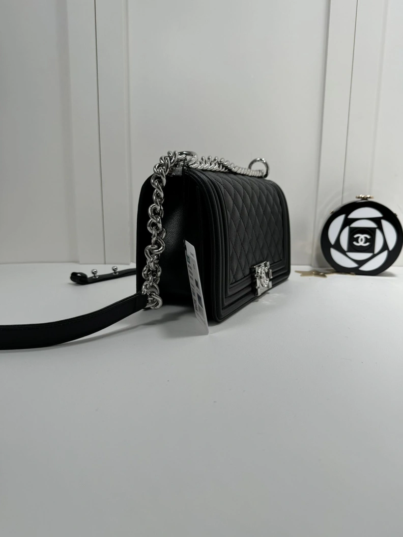 WellDesigned Chxnxl Leboy Series Bags 28289