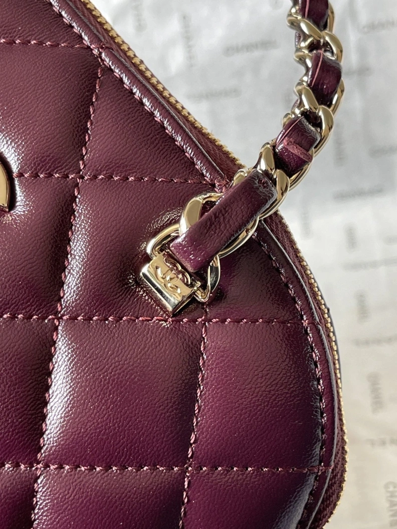 EyeCatching Chxnxl Top Handle Bags 28087