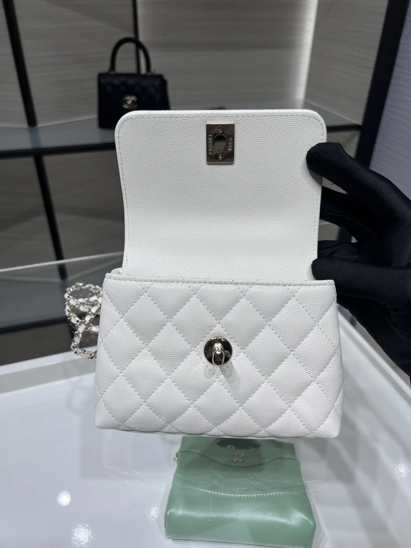 ModernLook Chxnxl Top Handle Bags 27829