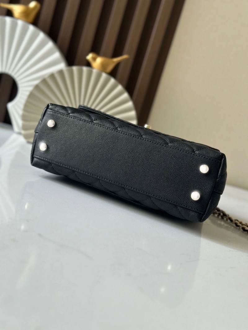 Compact Chxnxl Top Handle Bags 27837