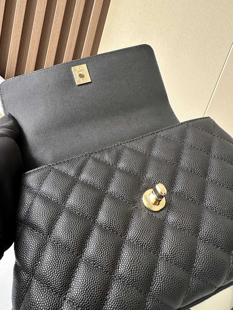 Compact Chxnxl Top Handle Bags 27837
