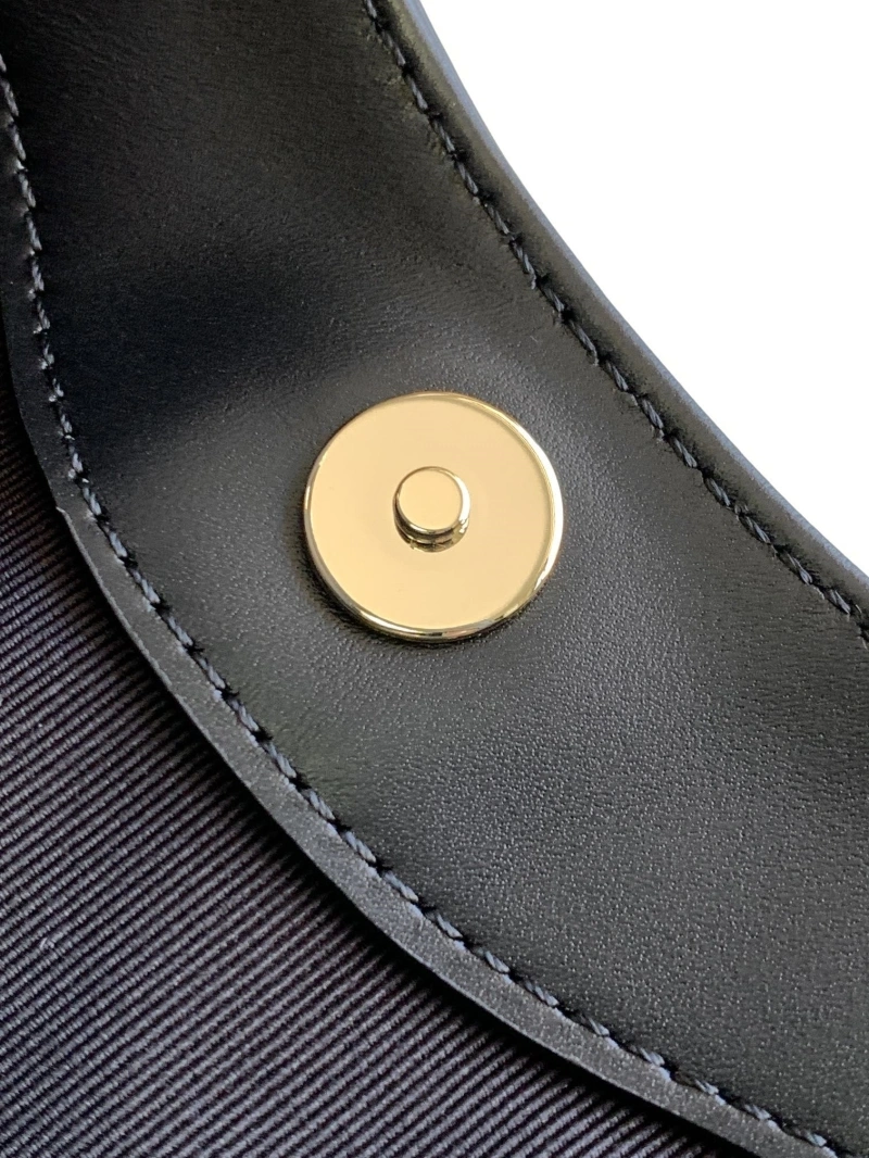 Stylish Chxnxl Top Handle Bags 27822