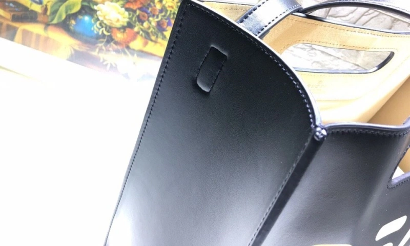 Comfortable Gxccx Top Handle Bags 52650