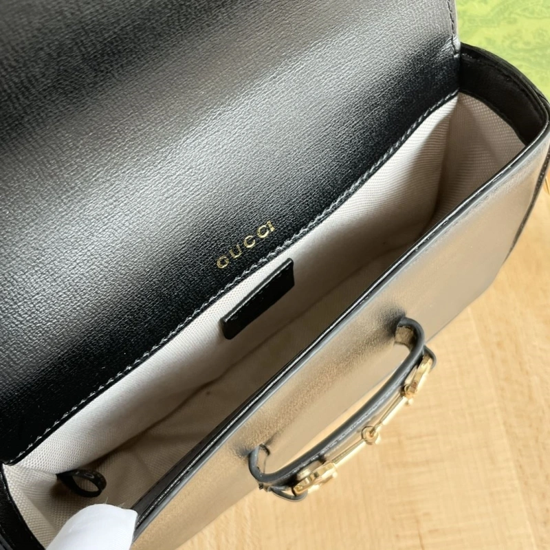 Resilient Gxccx Satchel Bags 53132