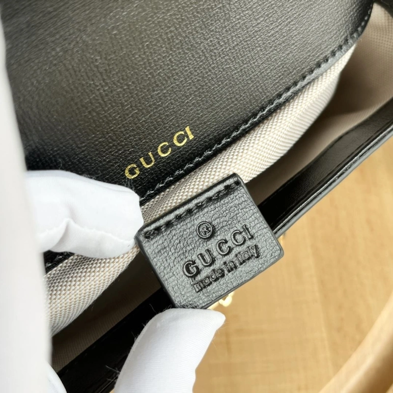 Resilient Gxccx Satchel Bags 53132
