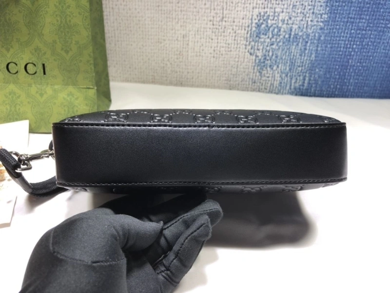 Affordable Gxccx Clutch Bags 53223