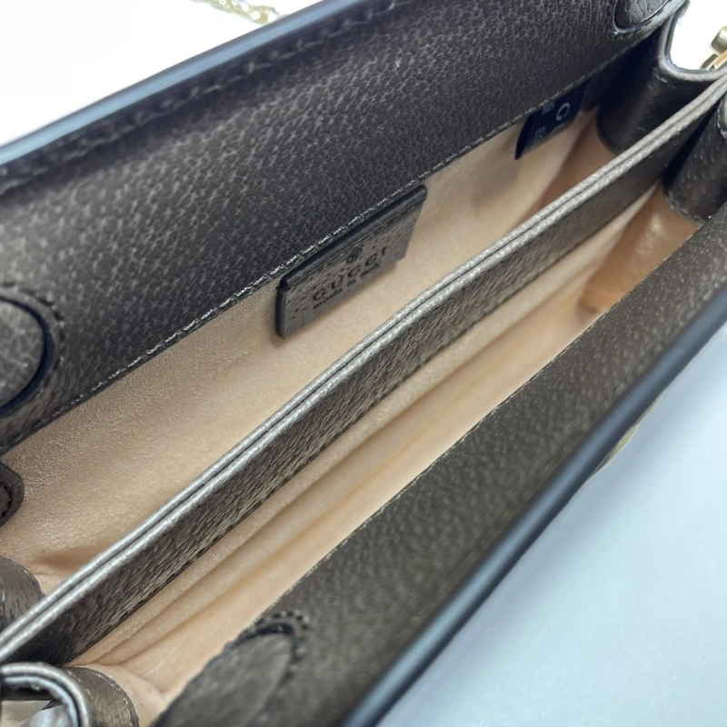 StreetReady Gxccx Clutch Bags 46839
