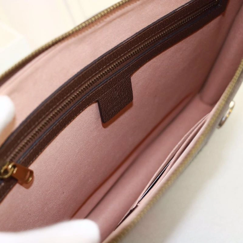 Comfortable Gxccx Clutch Bags 46838