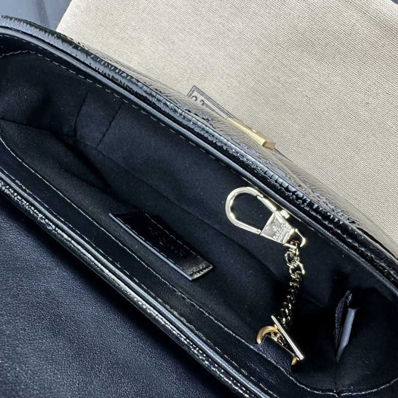 Resilient Gxccx Satchel Bags 46395
