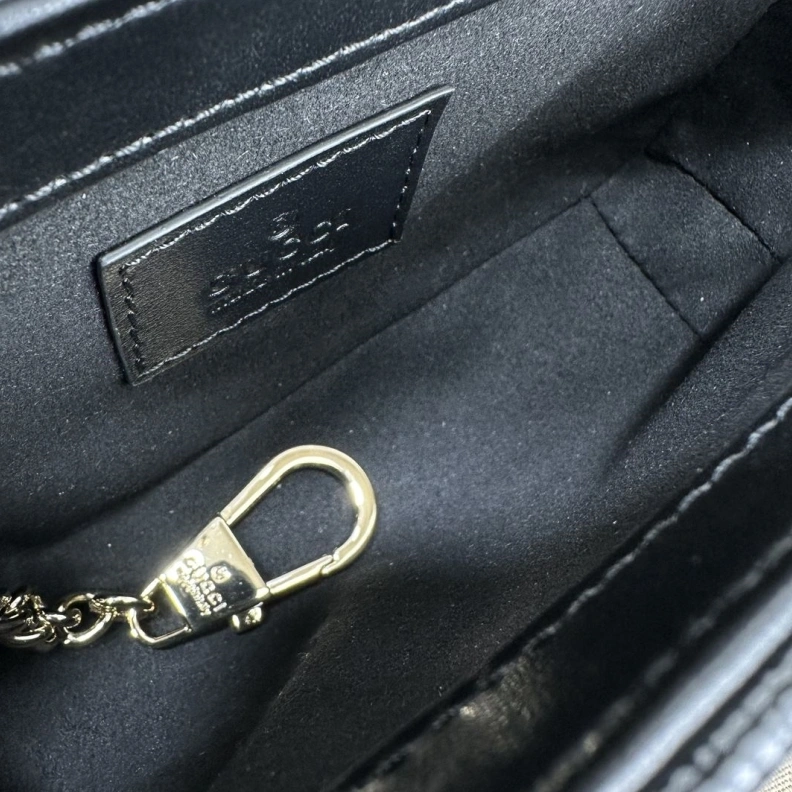 Resilient Gxccx Satchel Bags 46395