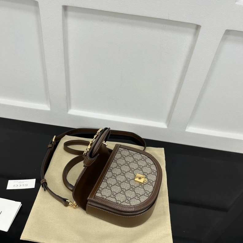 Gxccx Top Handle Bags Vibrant 46245
