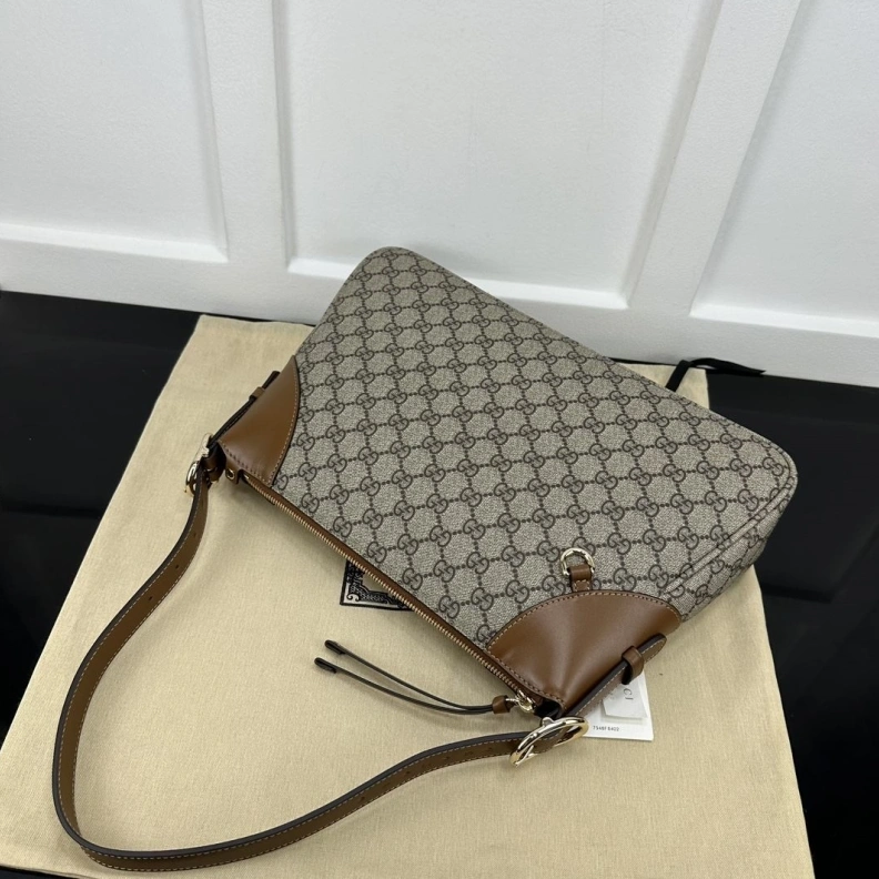 Comfortable Gxccx Top Handle Bags 46265