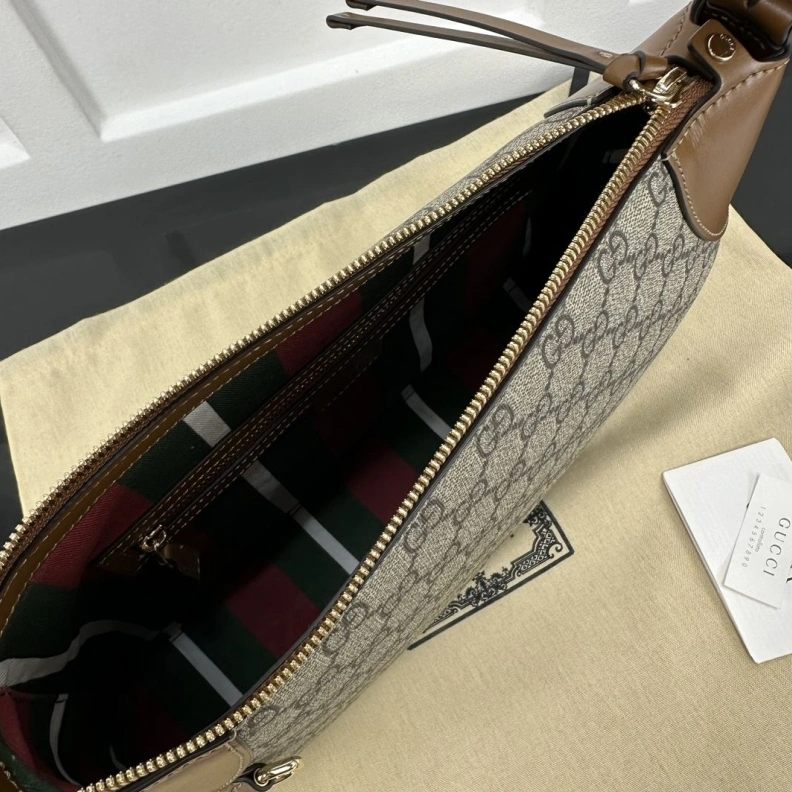 Comfortable Gxccx Top Handle Bags 46265
