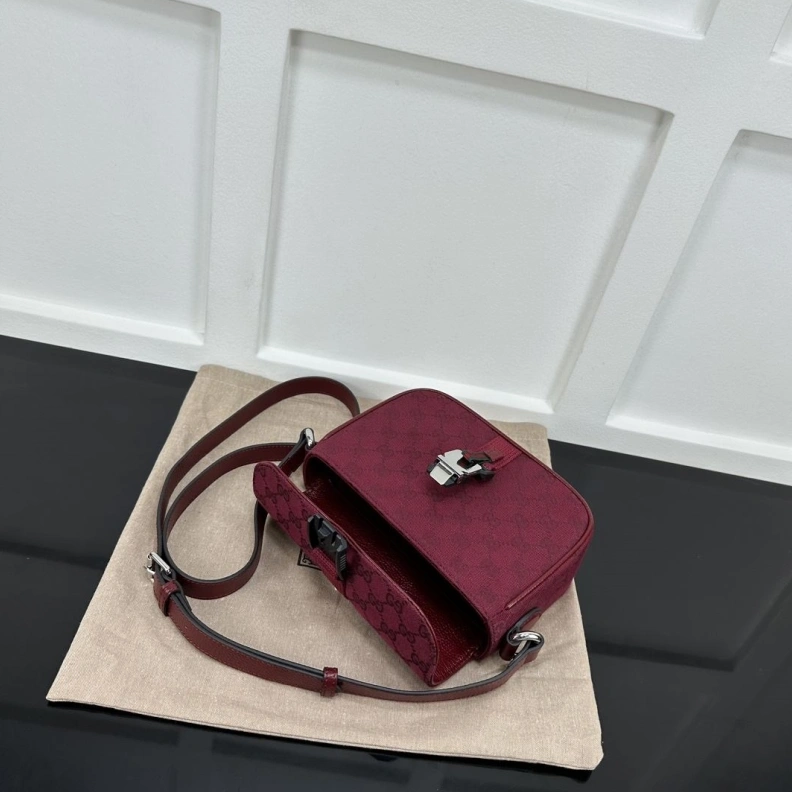 Gxccx Satchel Bags Cozy 46352