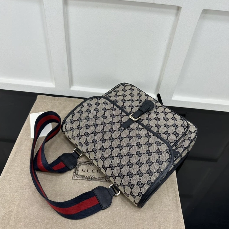 Gxccx Satchel Bags Bright 46347