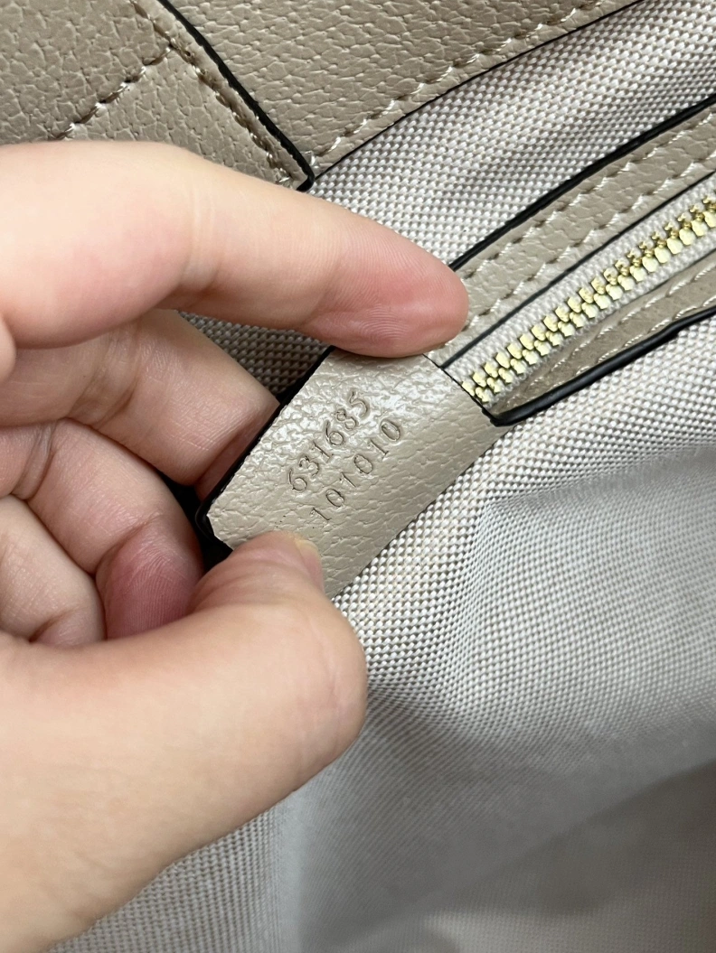 Compact Gxccx Shopping Bags 50928