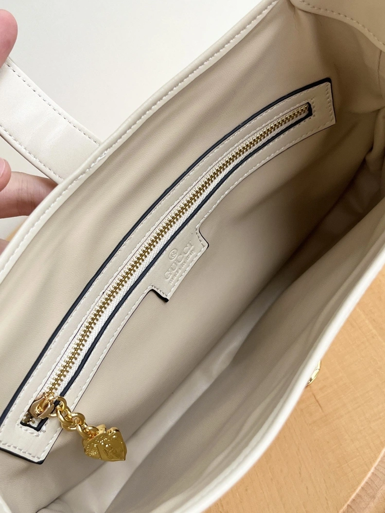 Bold Gxccx Top Handle Bags 50684