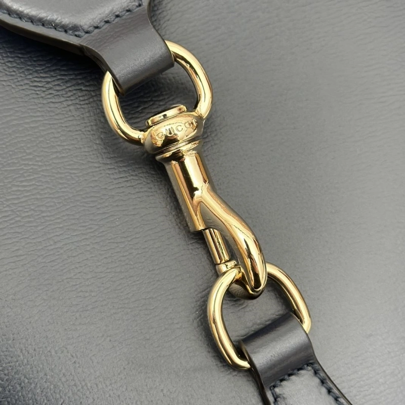 Stylish Gxccx Bucket Bags 48677