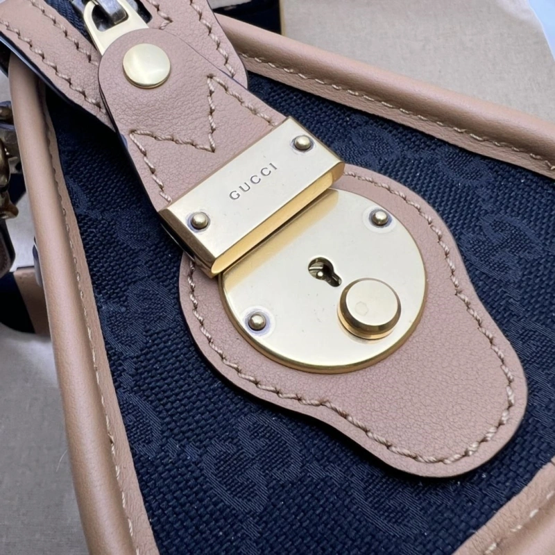Trendy Gxccx Top Handle Bags 47989