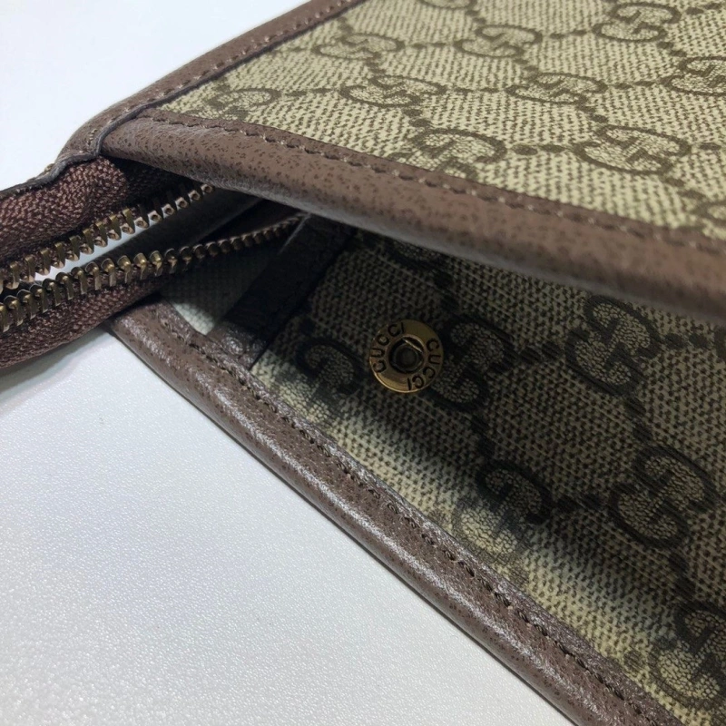 Comfortable Gxccx Clutch Bags 48571