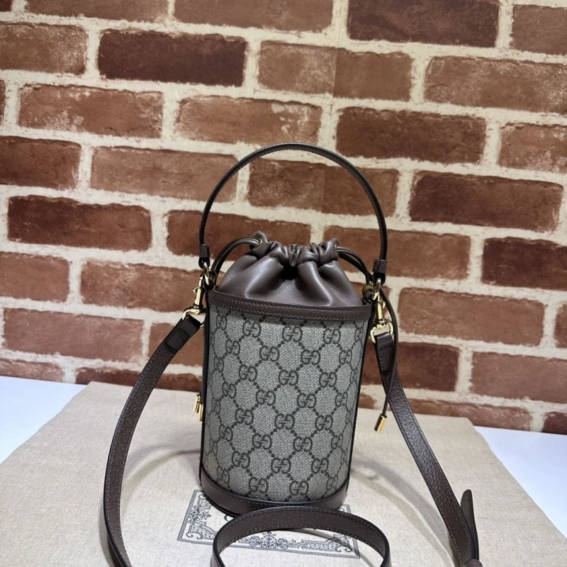 Gxccx Bucket Bags Resilient 48625