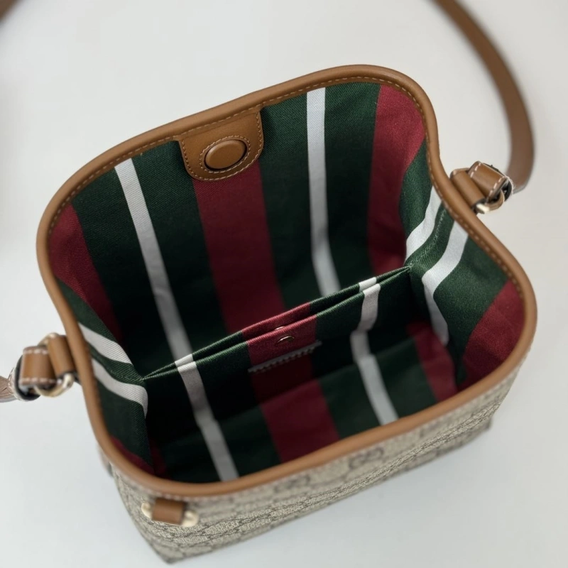 Gxccx Bucket Bags Affordable 48623