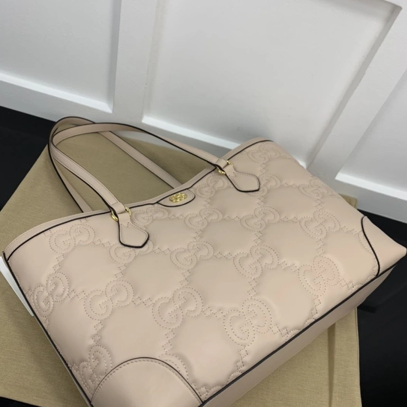 Trendsetting Gxccx Shopping Bags 45898