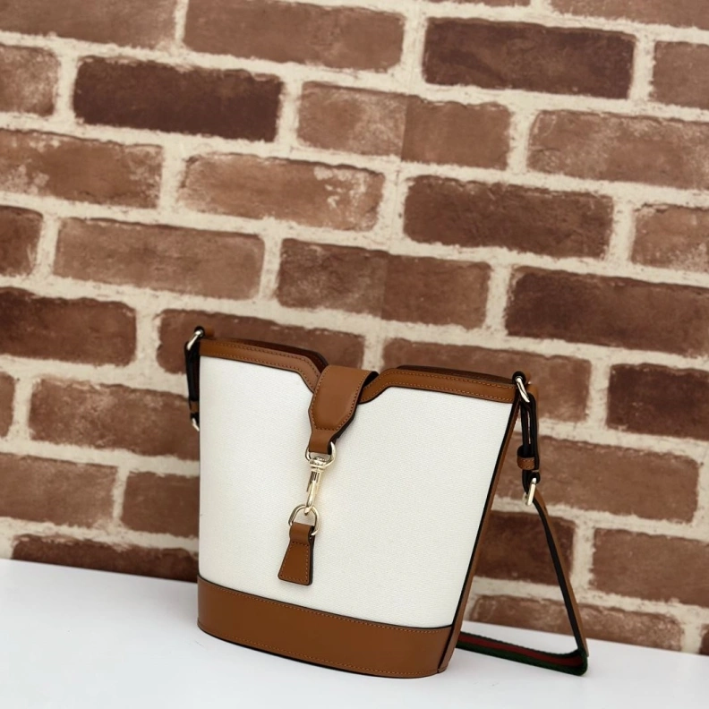 Gxccx Bucket Bags SportInspired 46170