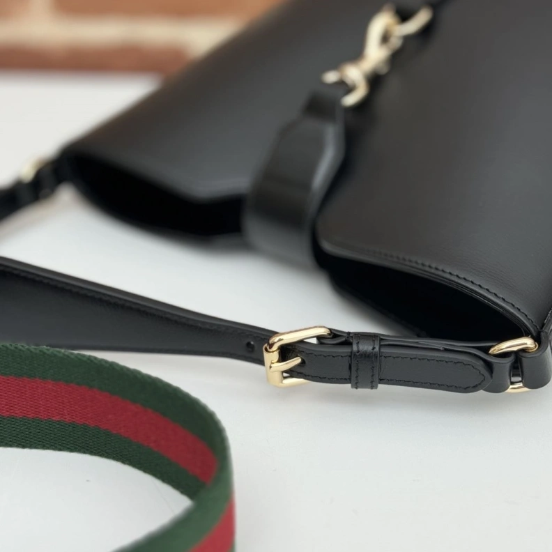 Gxccx Bucket Bags Timeless 46183