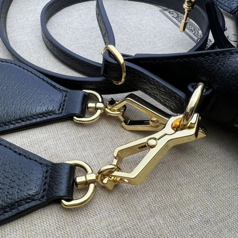 Gxccx Satchel Bags ModernLook 46076