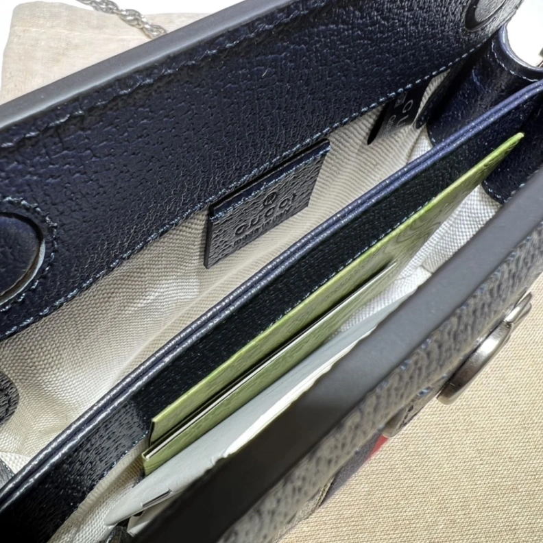 Comfortable Gxccx Clutch Bags 46140