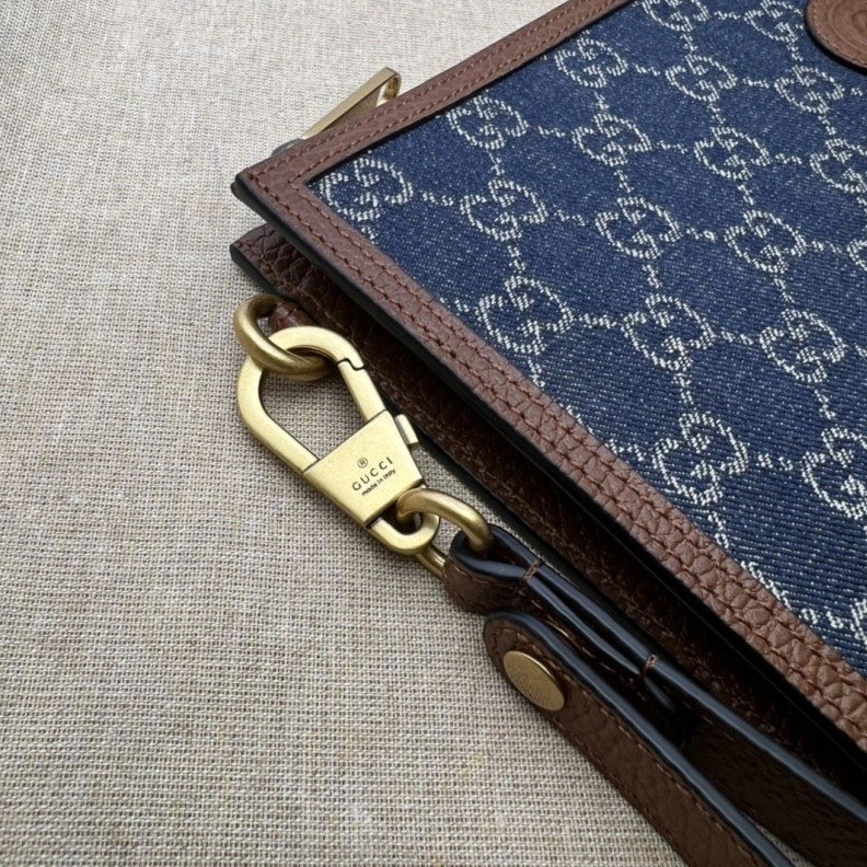 Gxccx Clutch Bags Vibrant 46118