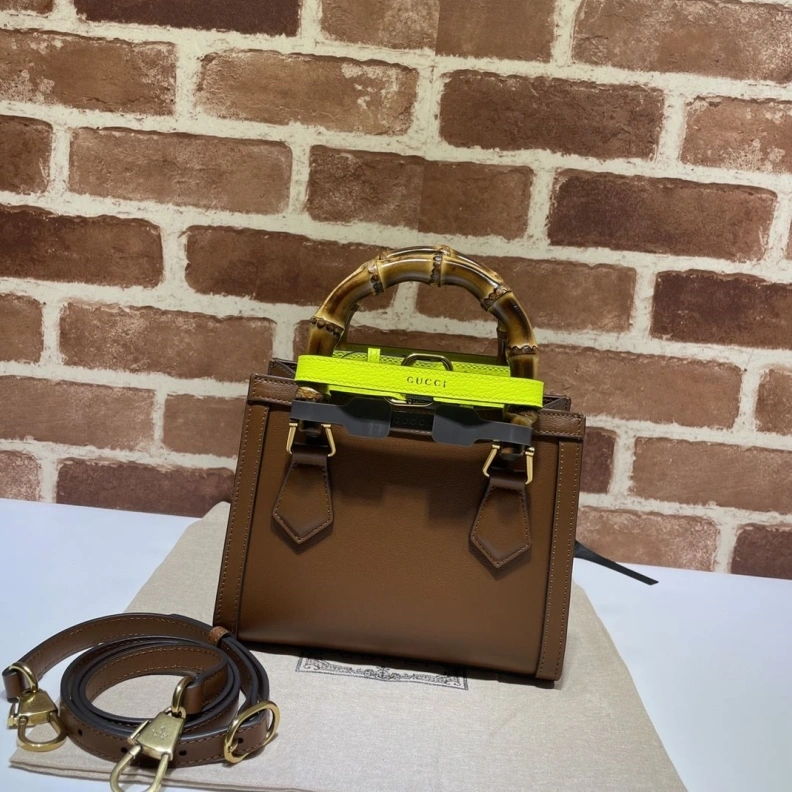 Gxccx Top Handle Bags ModernLook 45796