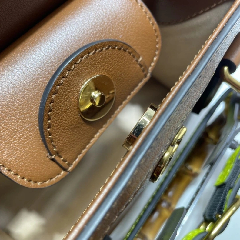 Gxccx Top Handle Bags ModernLook 45796