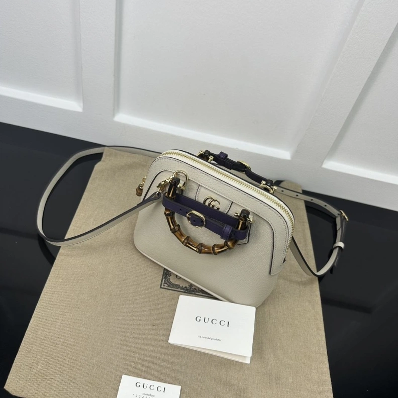 Stylish Gxccx Top Handle Bags 45785