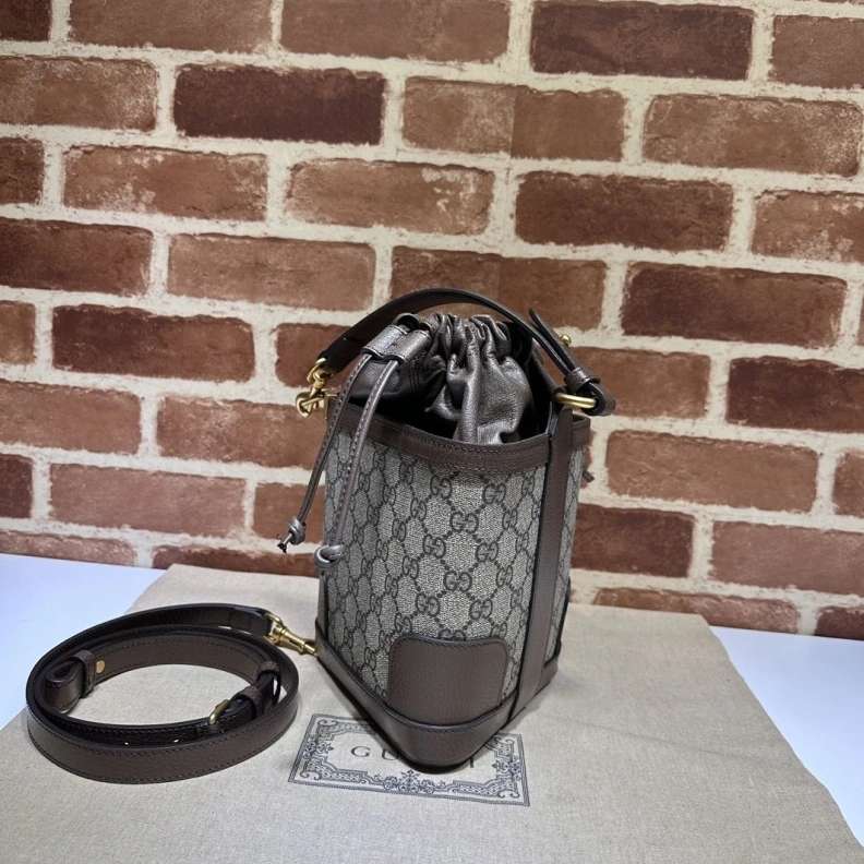 Gxccx Bucket Bags Unique 46145