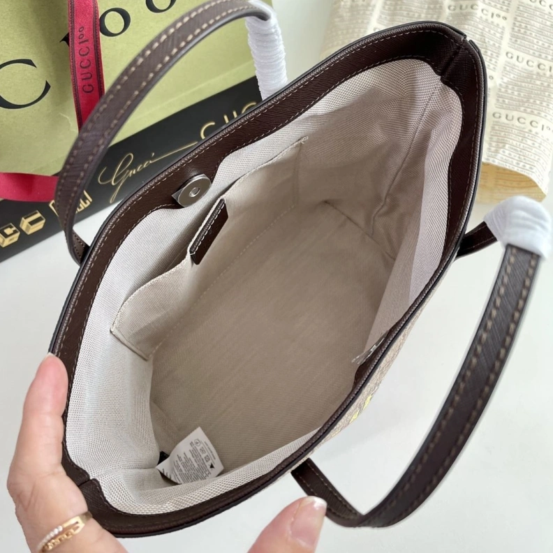 Elegant Gxccx Shopping Bags 45860