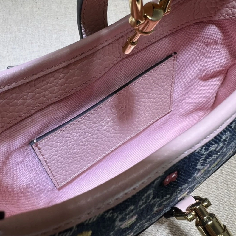 Vibrant Gxccx Top Handle Bags 45748