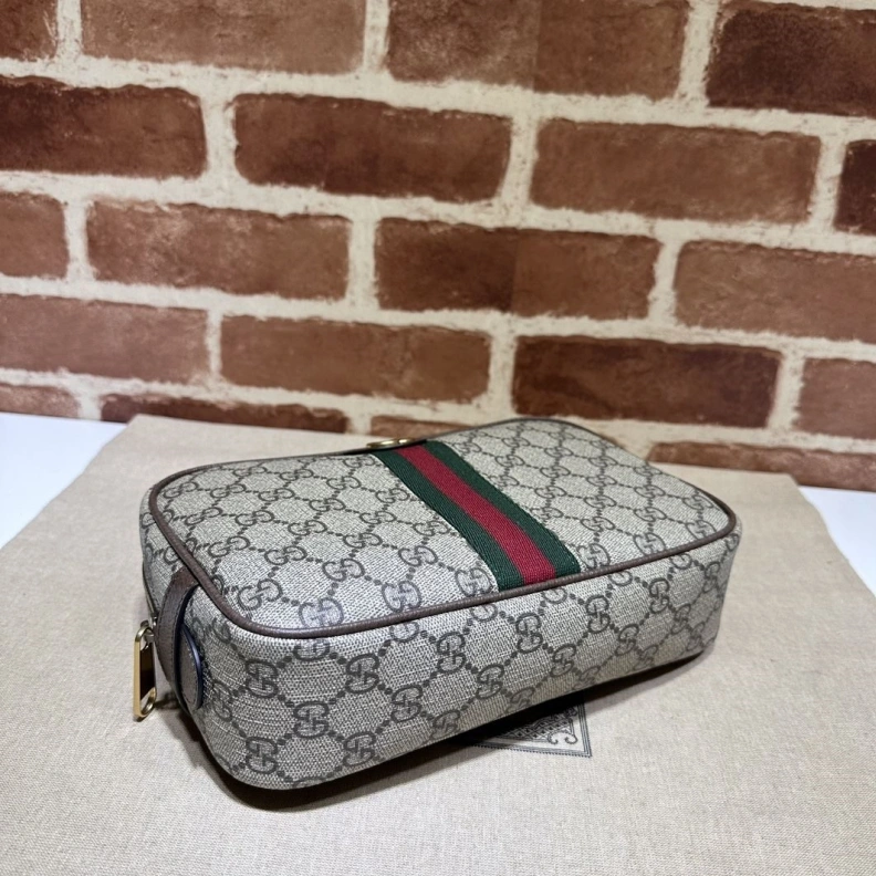 Efficient Gxccx Clutch Bags 46089