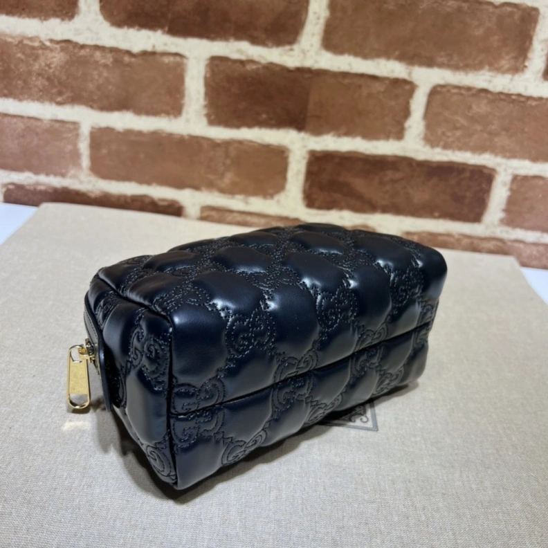 Flexible Gxccx Clutch Bags 46099