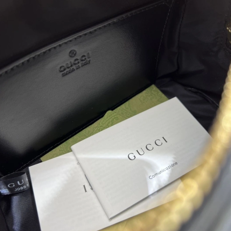 Flexible Gxccx Clutch Bags 46099