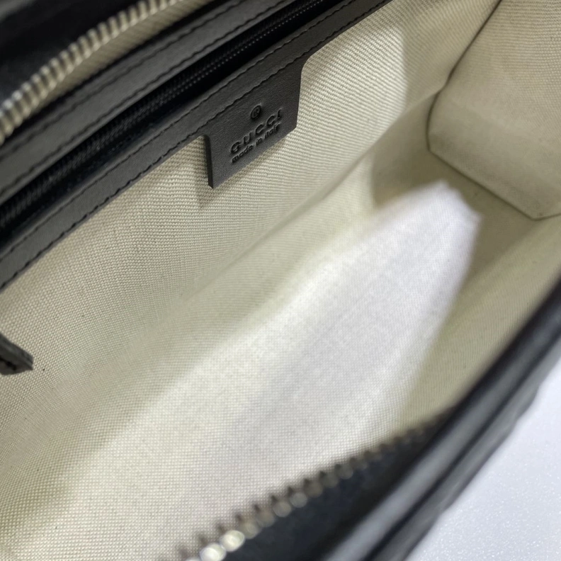 Flexible Gxccx Clutch Bags 46121