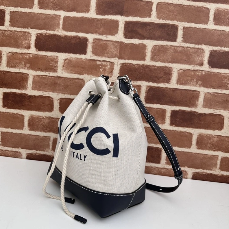 Trendsetting Gxccx Bucket Bags 46131