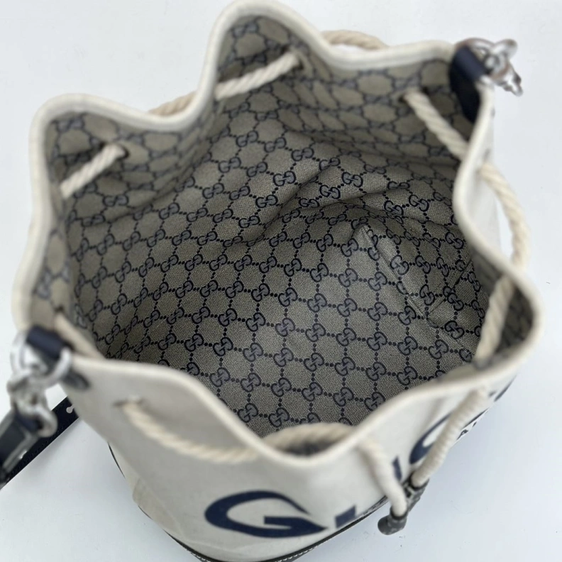 Trendsetting Gxccx Bucket Bags 46131