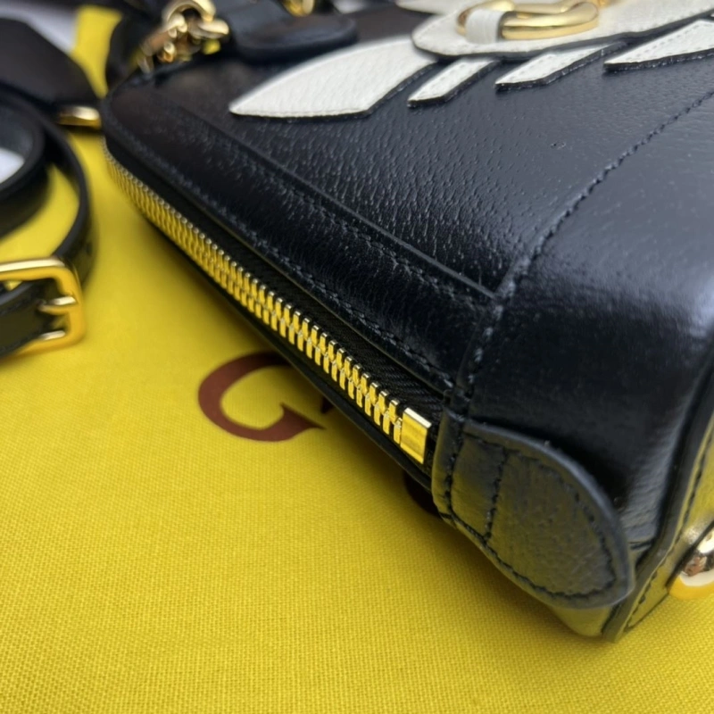 Gxccx Top Handle Bags Bold 49325