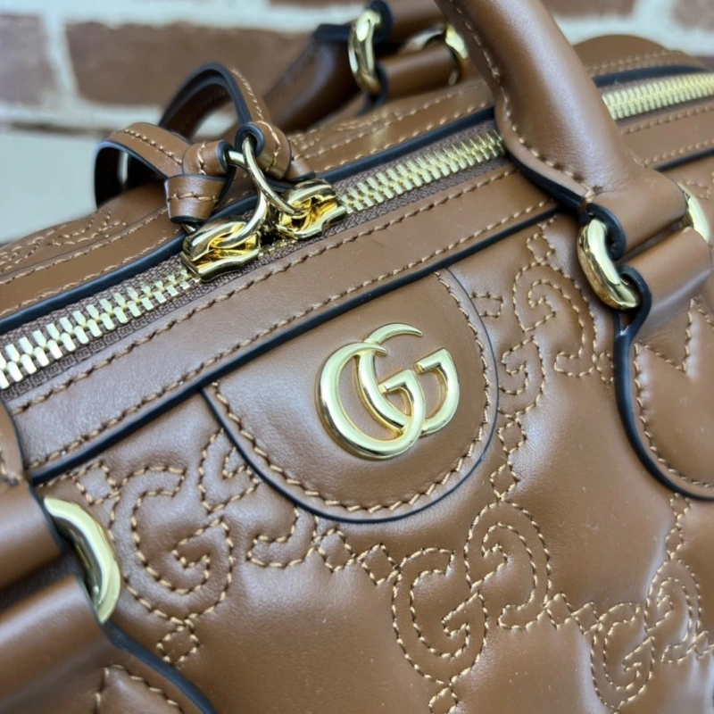 Comfortable Gxccx Top Handle Bags 49310