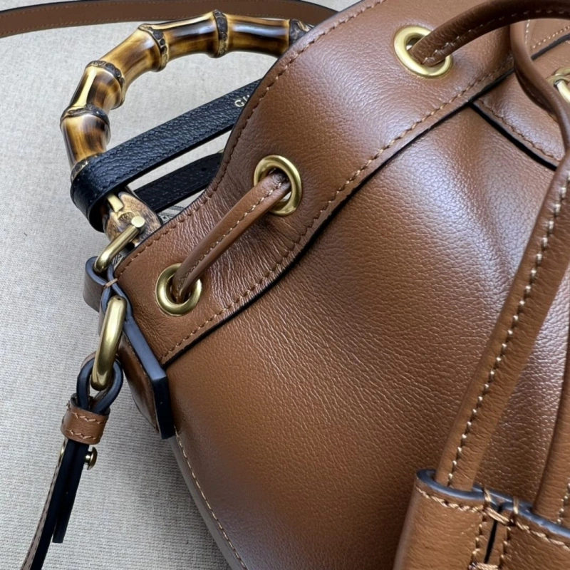 Gxccx Bucket Bags Compact 50143